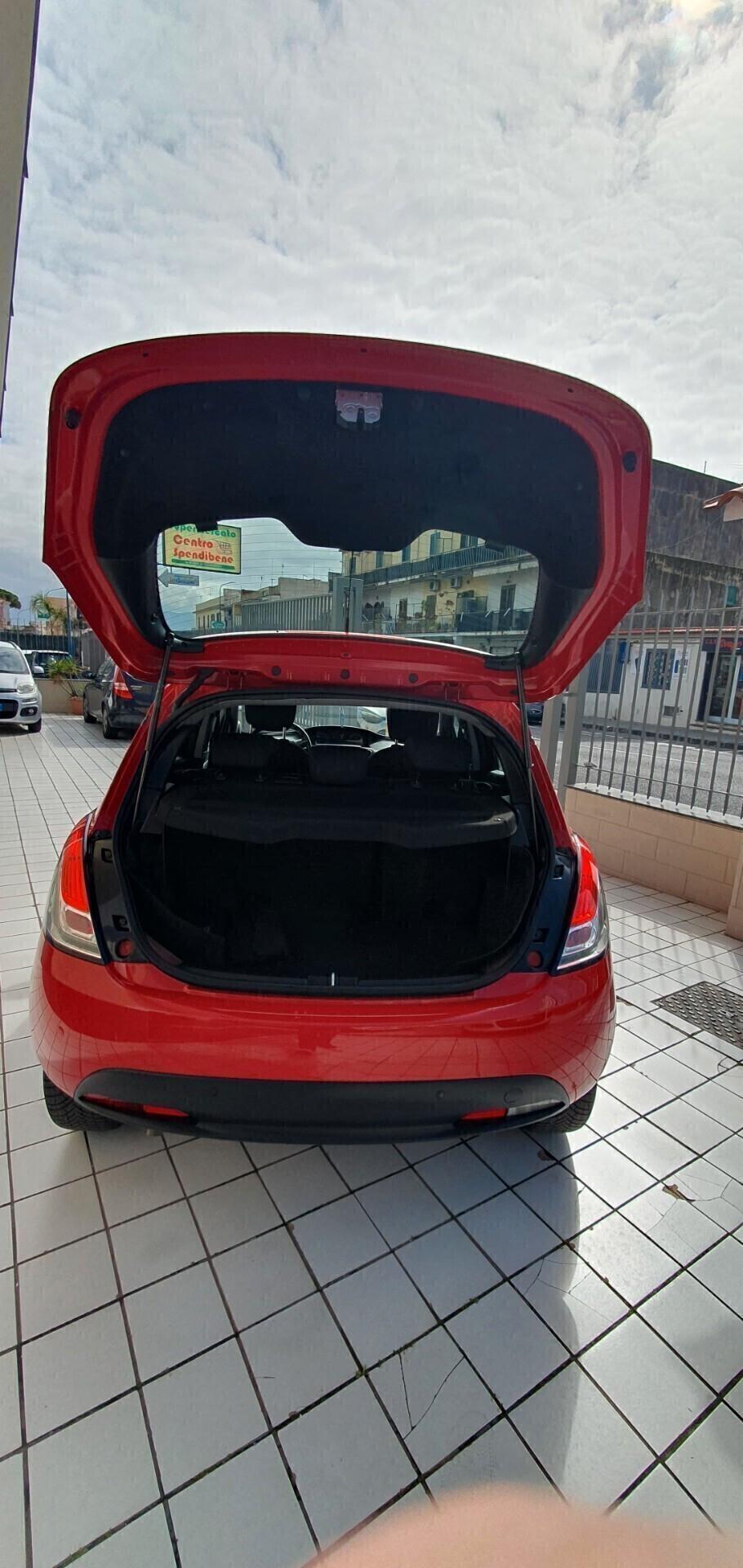 Lancia Ypsilon 1.2 69 CV 5 porte GPL Ecochic