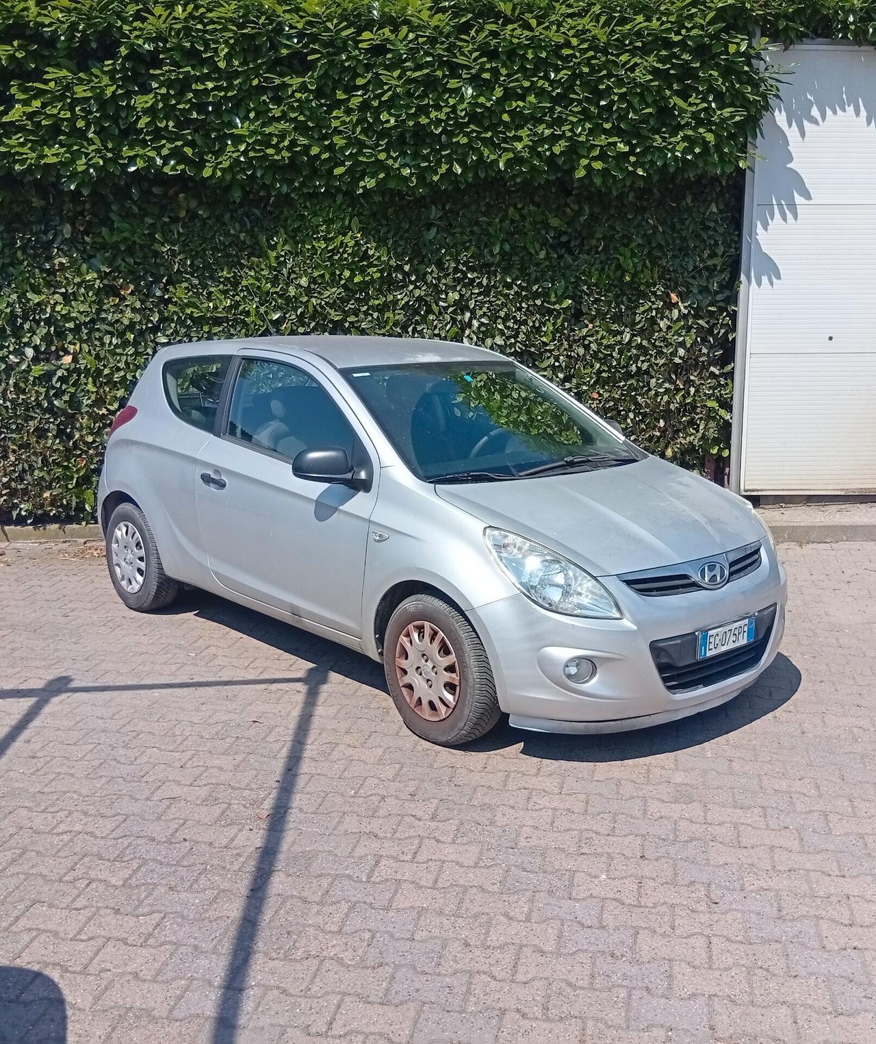 Hyundai i20 1.2 3p. Comfort