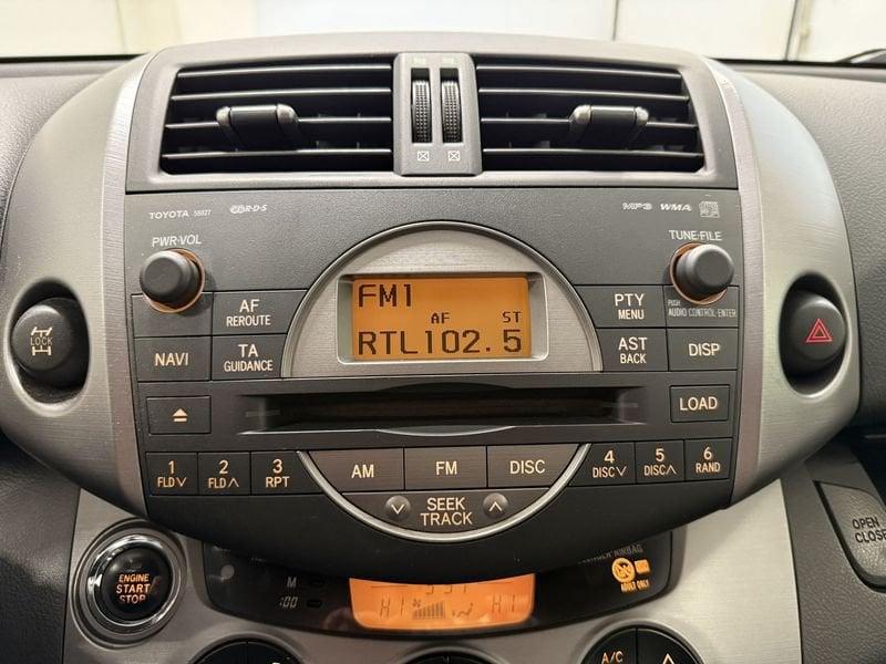 Toyota RAV4 RAV4 Crossover 2.2 d-cat Luxury 177cv