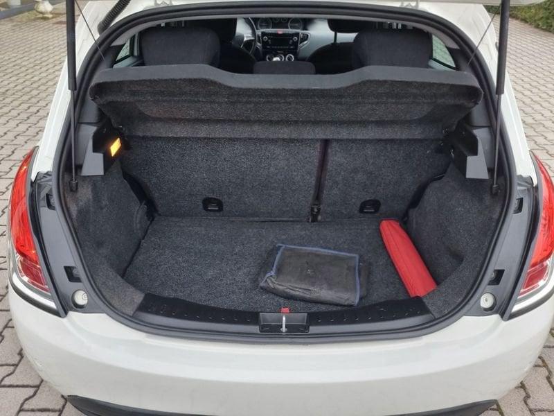 Lancia Ypsilon Ypsilon 1.2 69 CV 5 porte GPL Ecochic Gold