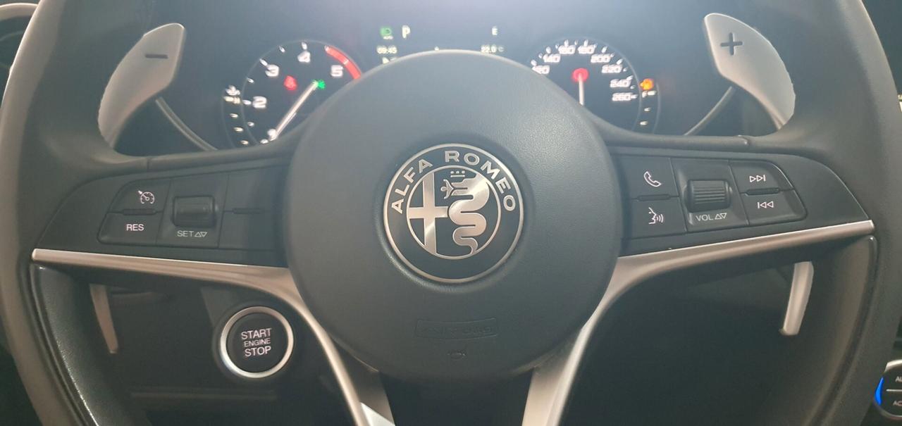 Alfa Romeo Giulia 2.2 Turbodiesel 180 CV AT8 Super