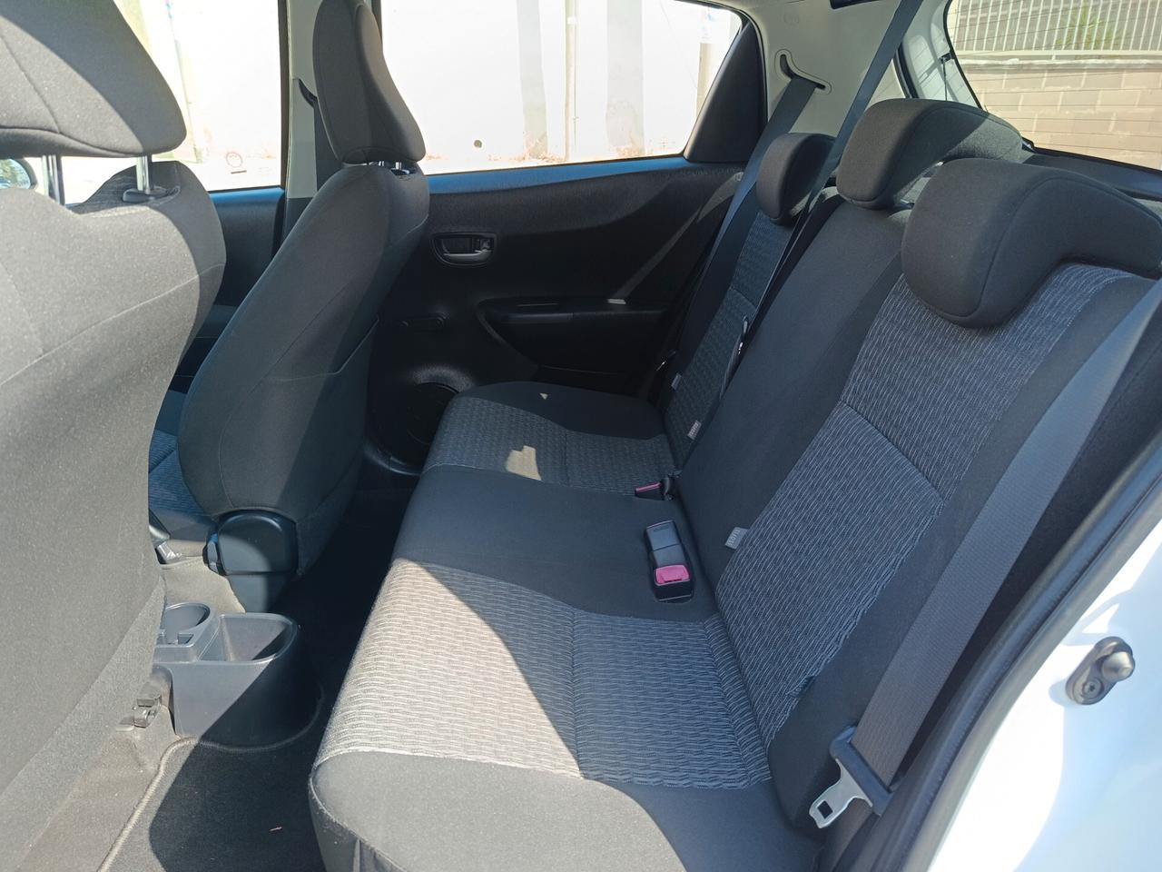 Toyota Yaris Active 1.0 5 porte benzina