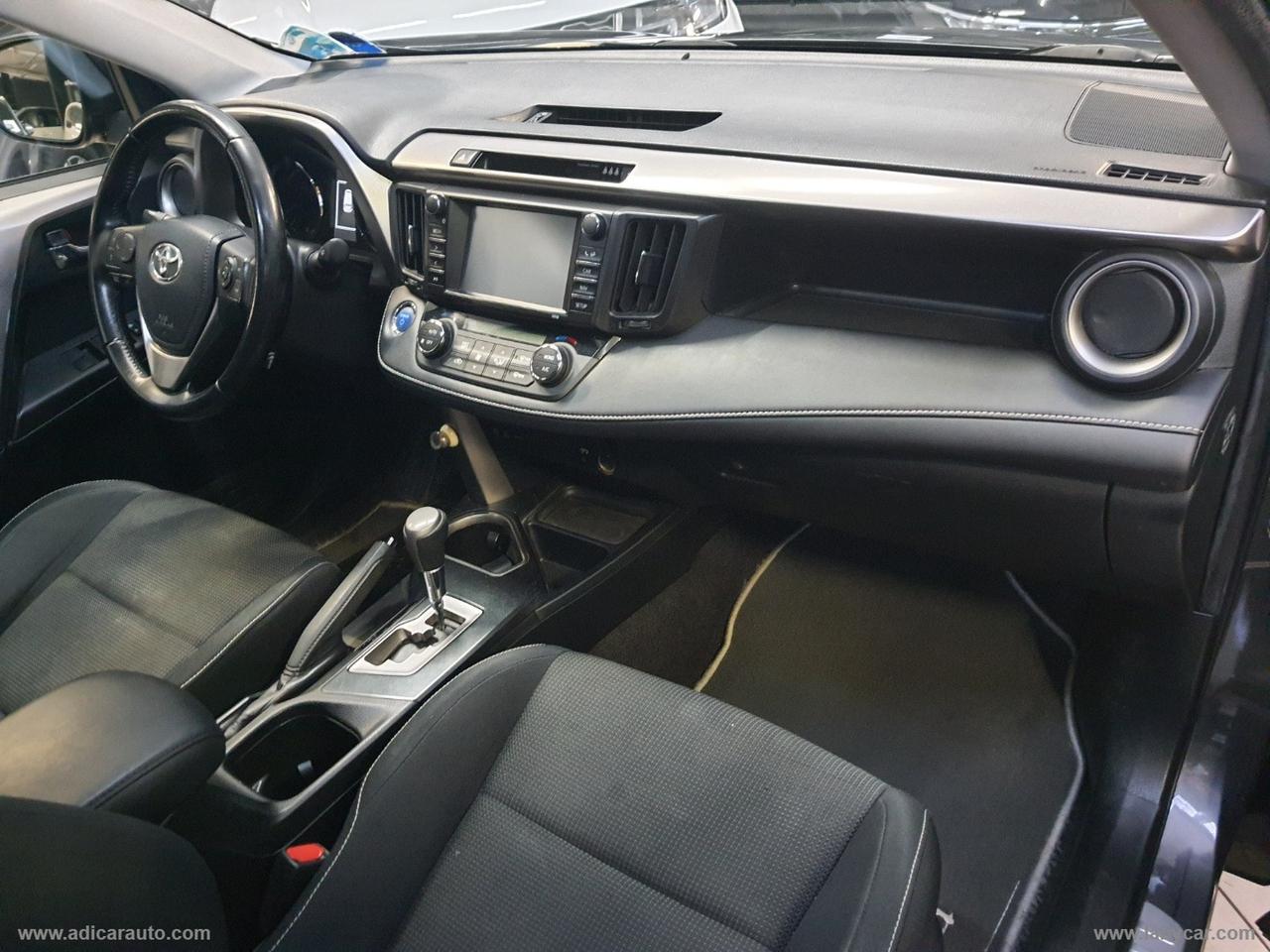 TOYOTA RAV4 2.5 Hybrid 2WD