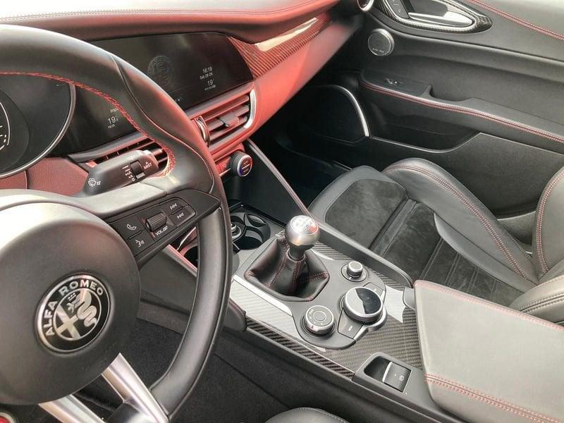 Alfa Romeo Giulia Giulia 2.9 V6 Bi-Turbo Quadrifoglio