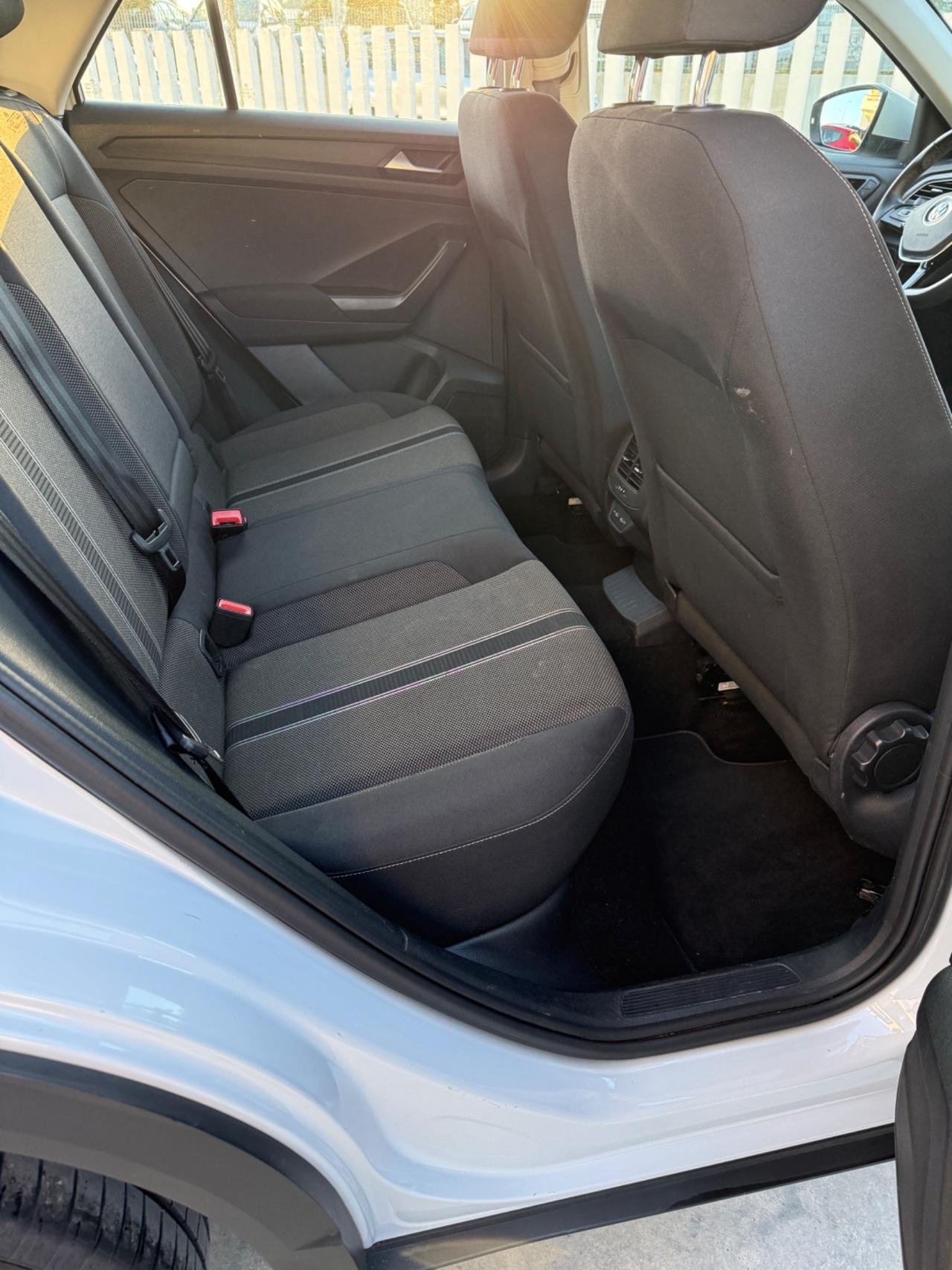 Volkswagen T-Roc 2.0 TDI SCR Business BlueMotion Technology