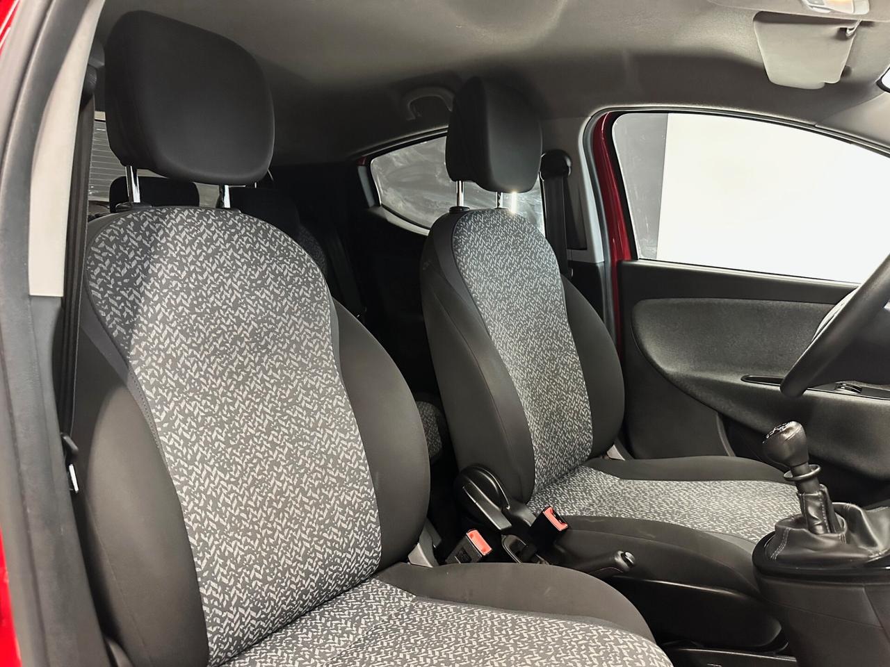 Lancia Ypsilon 1.0 70 CV S&S Hybrid Gold 2022