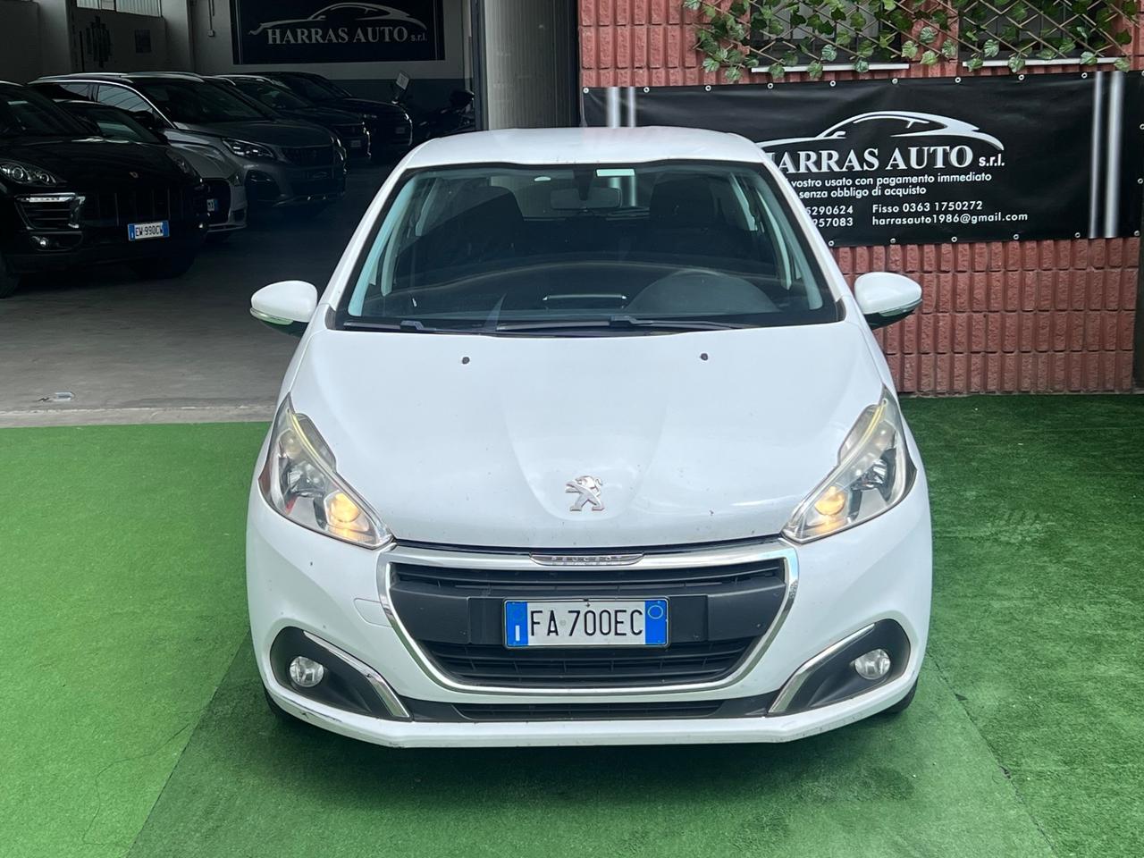 Peugeot 208 1.4 HDi 68 CV 5 porte Allure