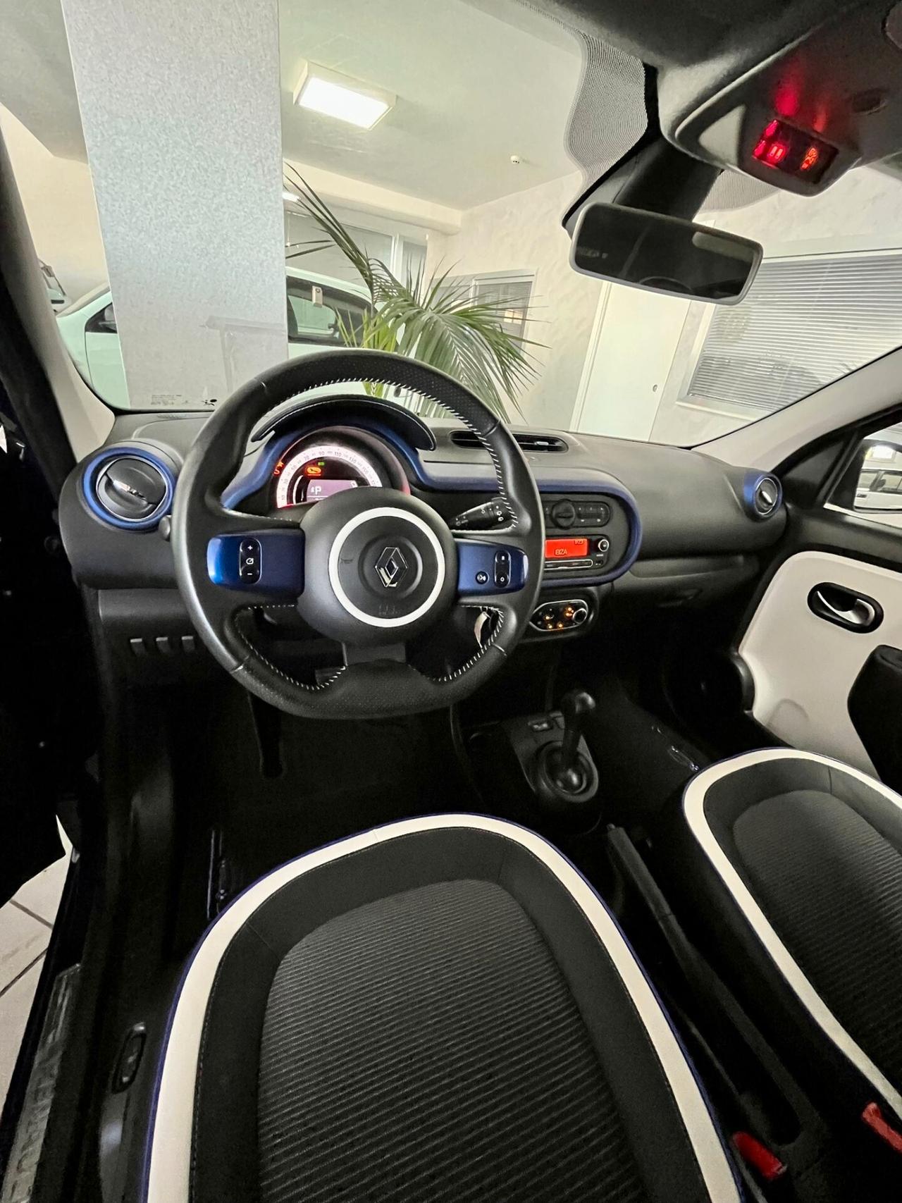 Renault Twingo SCe EDC Intens