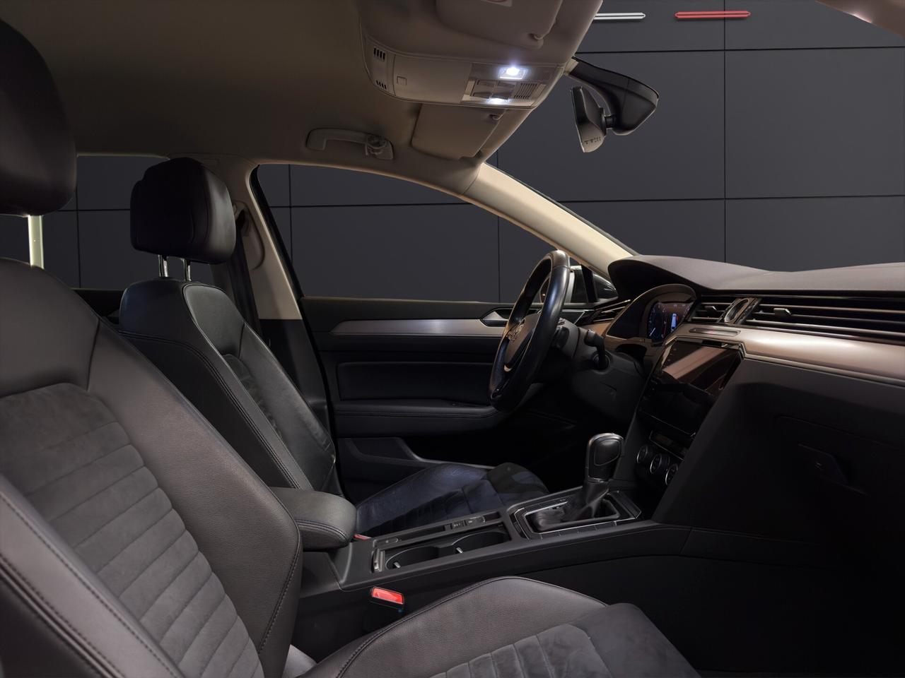 Volkswagen Passat Variant 2.0 TDI DSG Distribuzione Ok