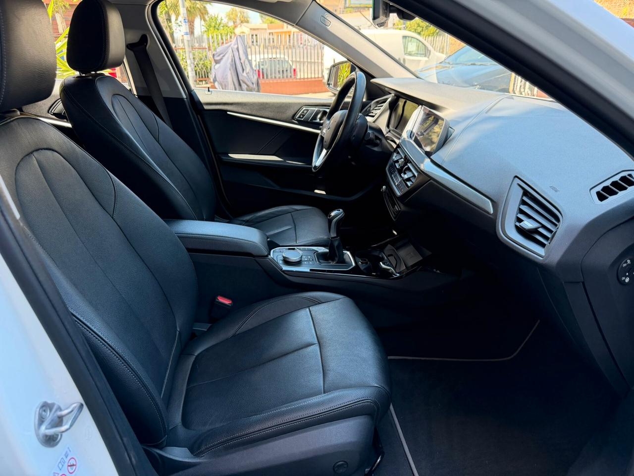 Bmw 116d 5p. Sport cambio manuale
