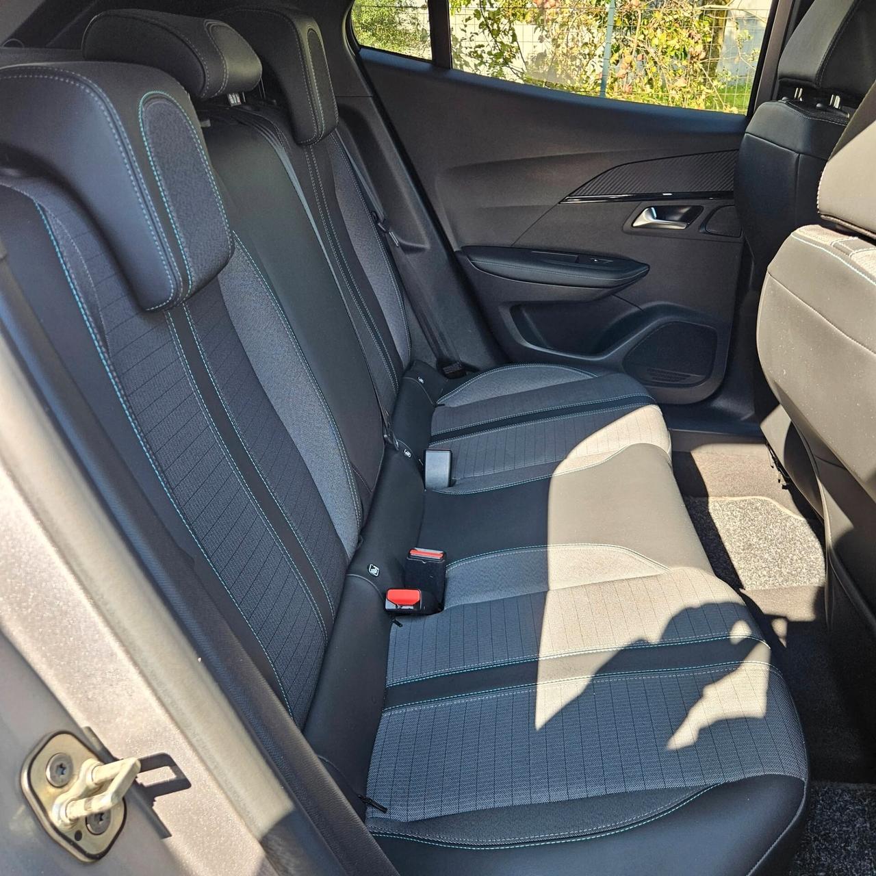 Peugeot 2008 BlueHDi 130cv EAT8 Allure 2021