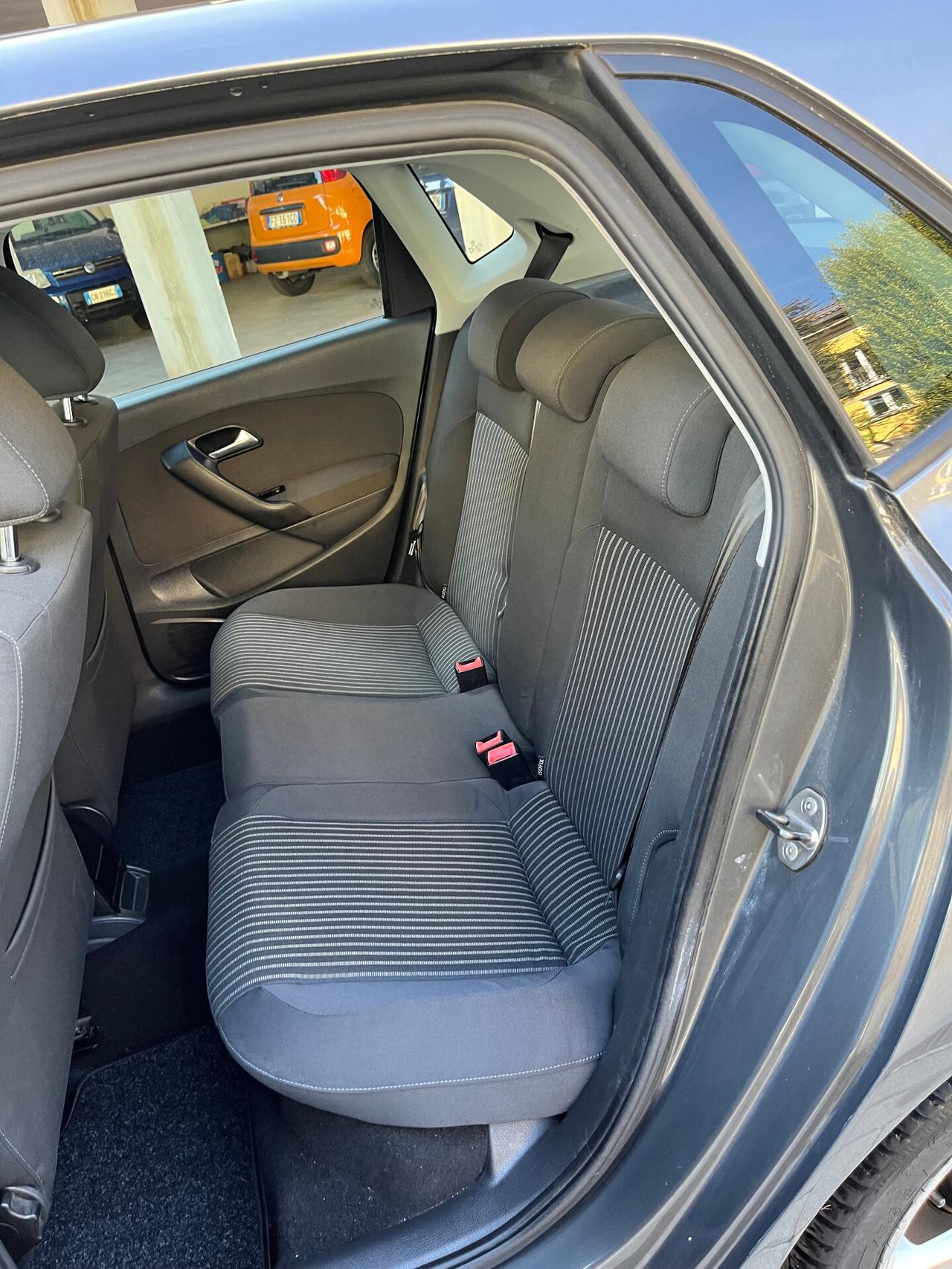 VOLKSWAGEN POLO 1.2 TSI DSG - 5 PORTE - BENZINA - CAMBIO AUTOMATICO - ANCHE PER NEOPATENTATI