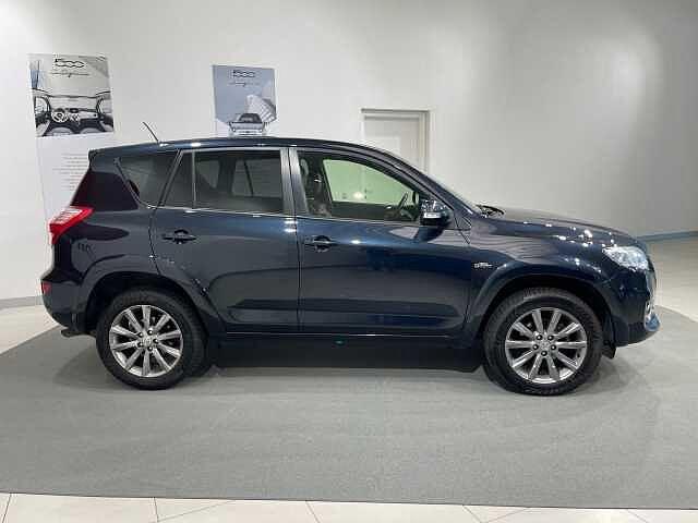 Toyota RAV4 2.2 D-CAT A/T 4WD Style