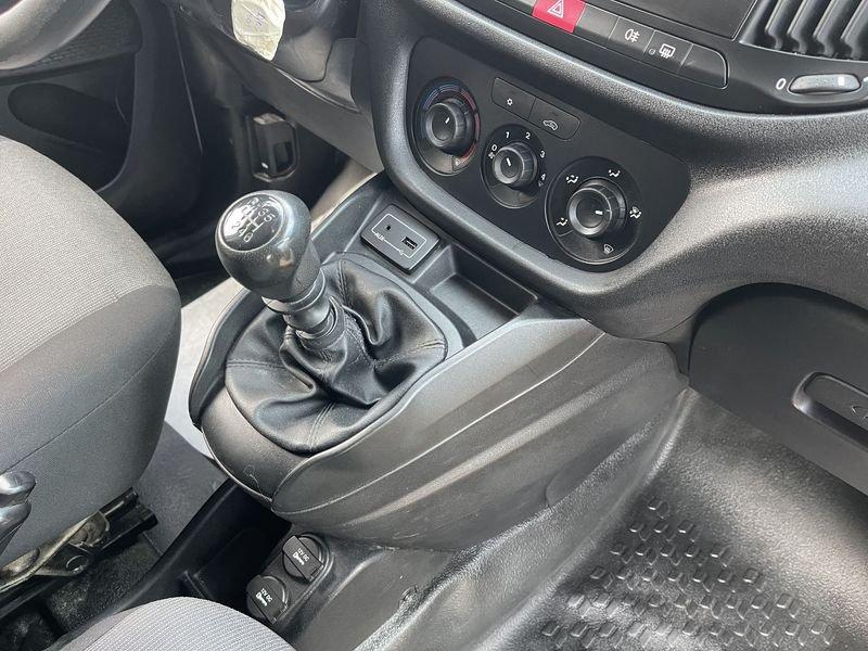 FIAT Doblò CARGO MAXI 1.6 M-jet 105CV SX 3 POSTI E6