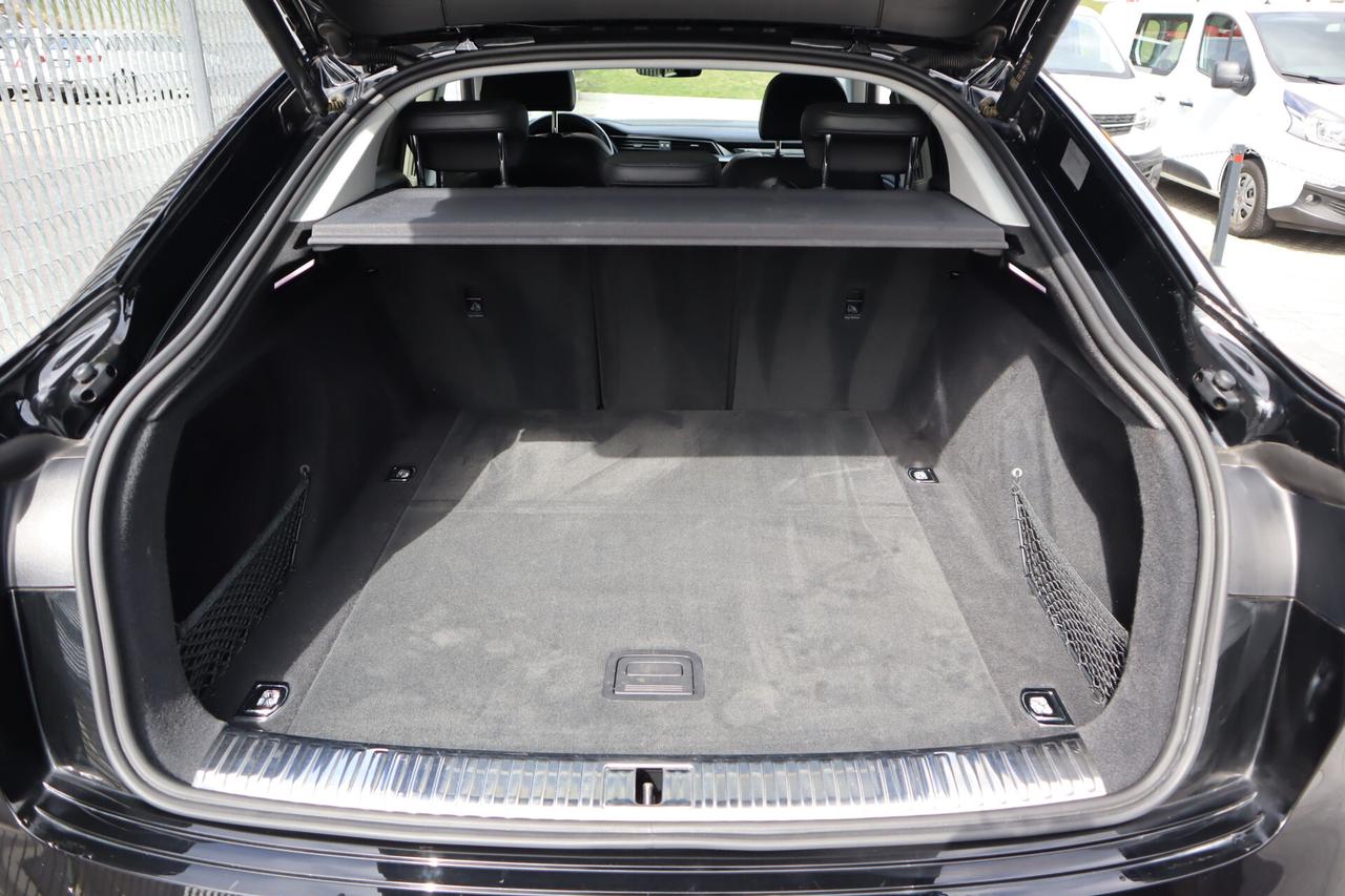 E Tron 55 408CV QUATTRO 360° HUD MATRIX 21"