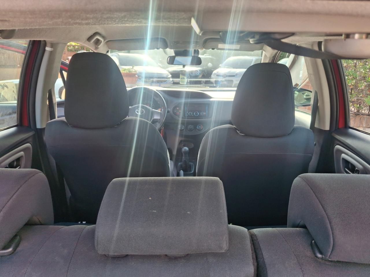 Toyota Yaris 1.0 5 porte Business neopatentati