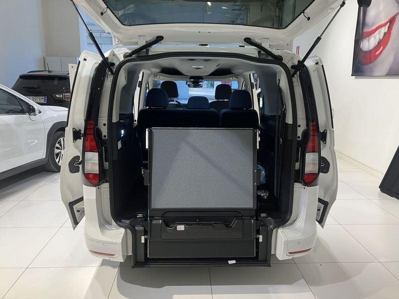 Volkswagen Caddy 2.0 TDI 102 CV Space Maxi Traspoto Disabili 5+1