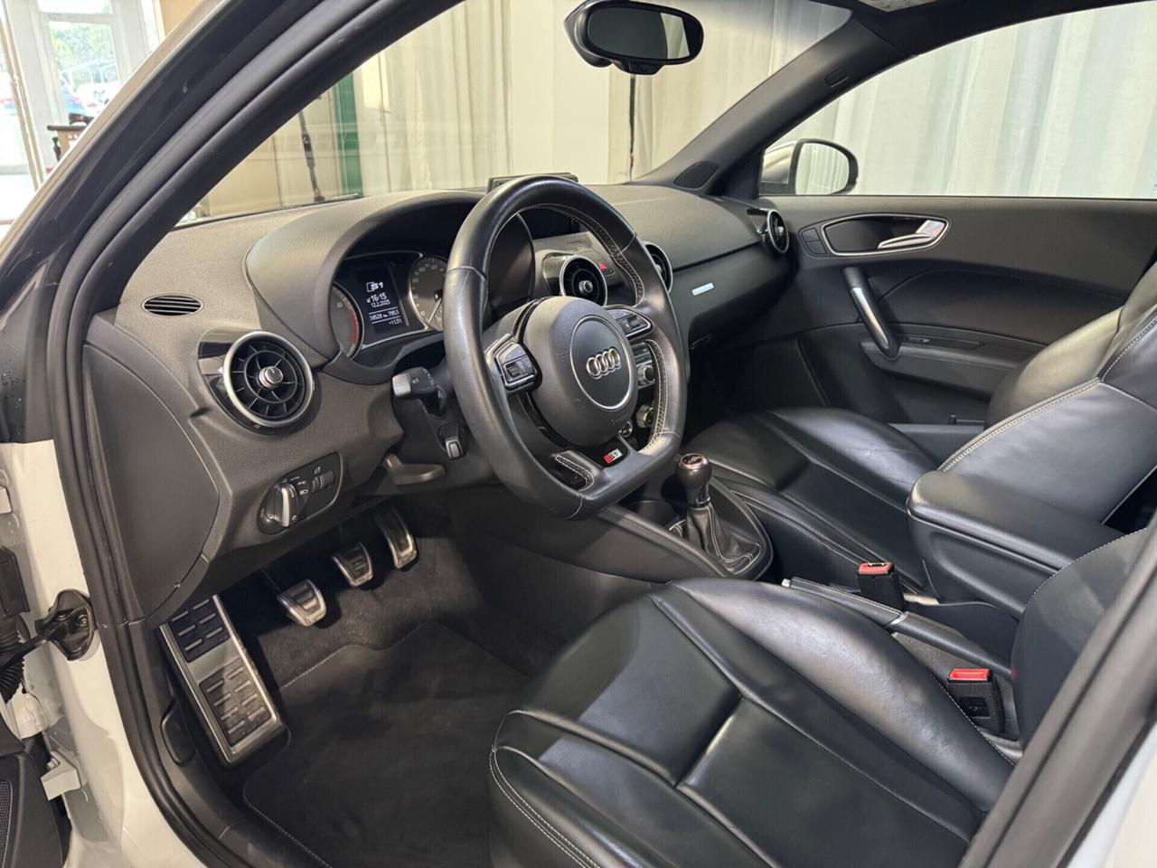 Audi A1 S1 SPB 2.0 TFSI quattro