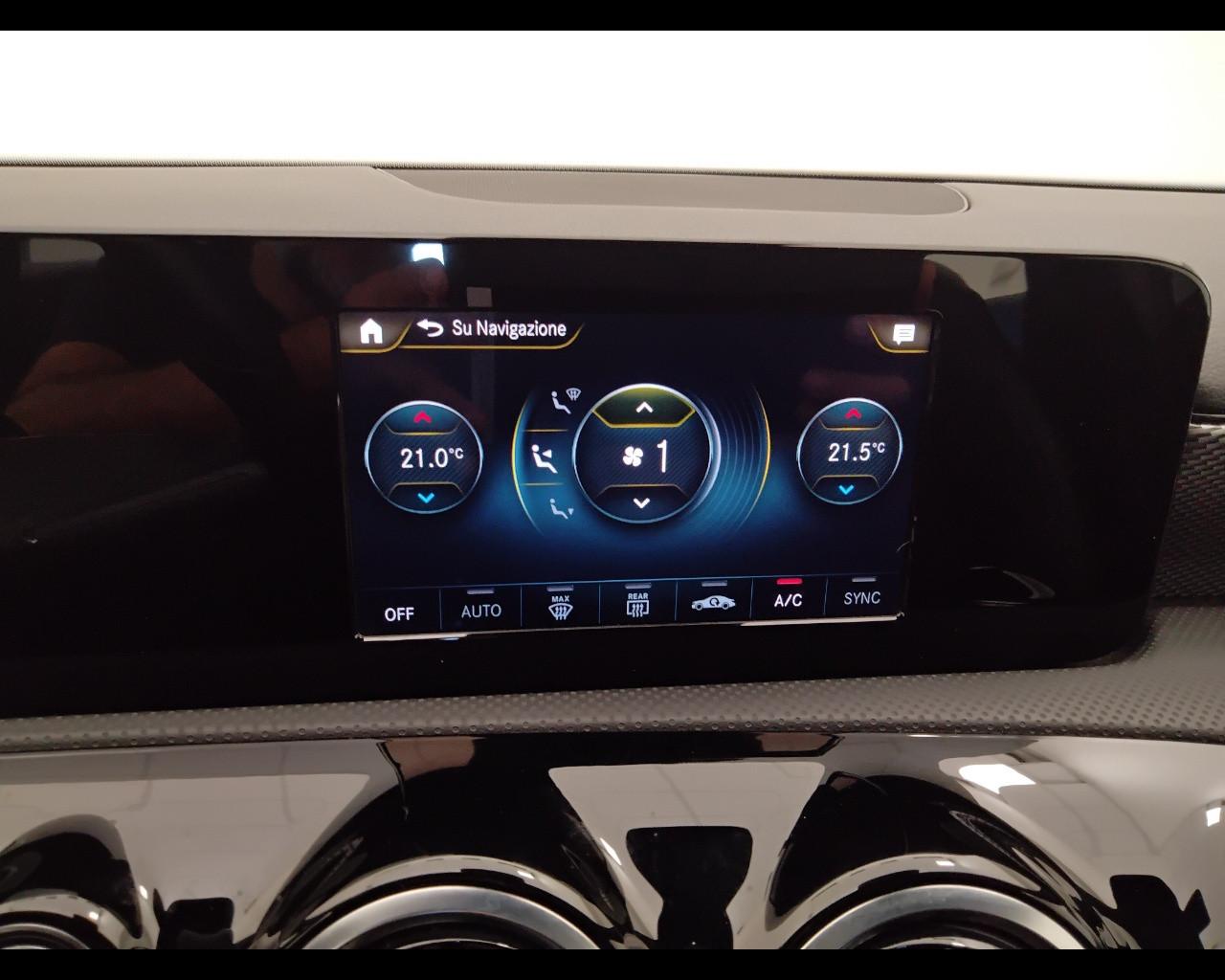 Mercedes-Benz Classe A - W177 2018 - A 180 d Sport auto