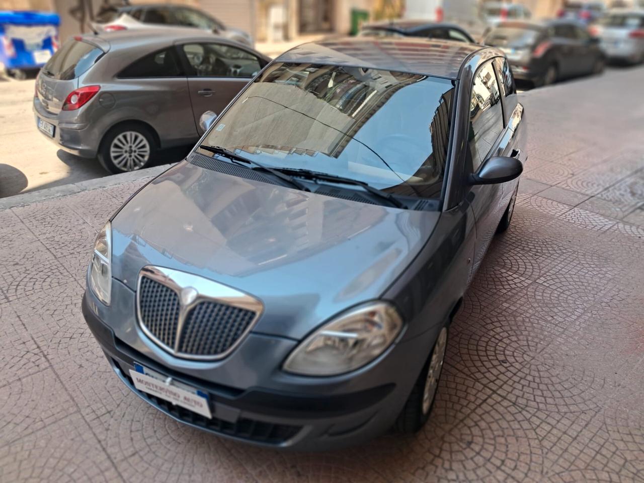 LANCIA YPSILON 1.2-NEOPATENTATI-Euro3199