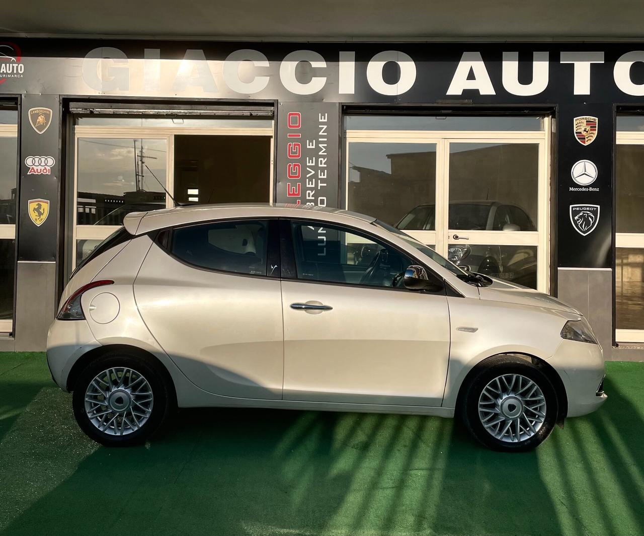 Lancia Ypsilon 1.3 MJT 16V 95 CV 5 porte S&S Platinum