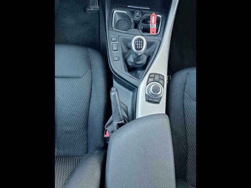 BMW Serie 1 (F20) 118i 5p. Advantage