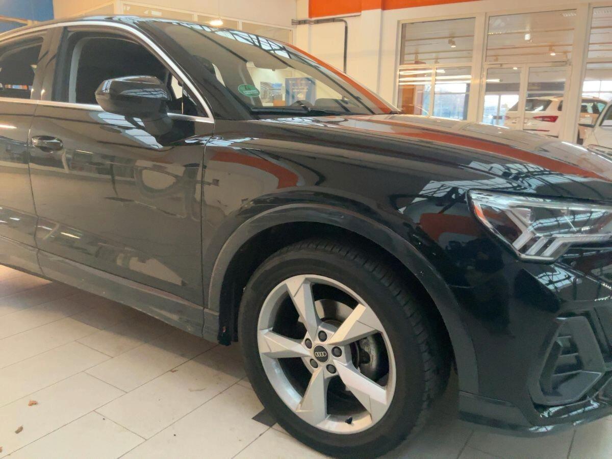 Audi Q3 Spb 35 TFSI S tronic line edition