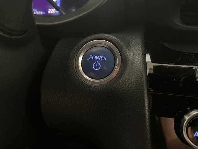 Toyota Yaris Cross 1.5 Hybrid 5p. E-CVT AWD-i Trend