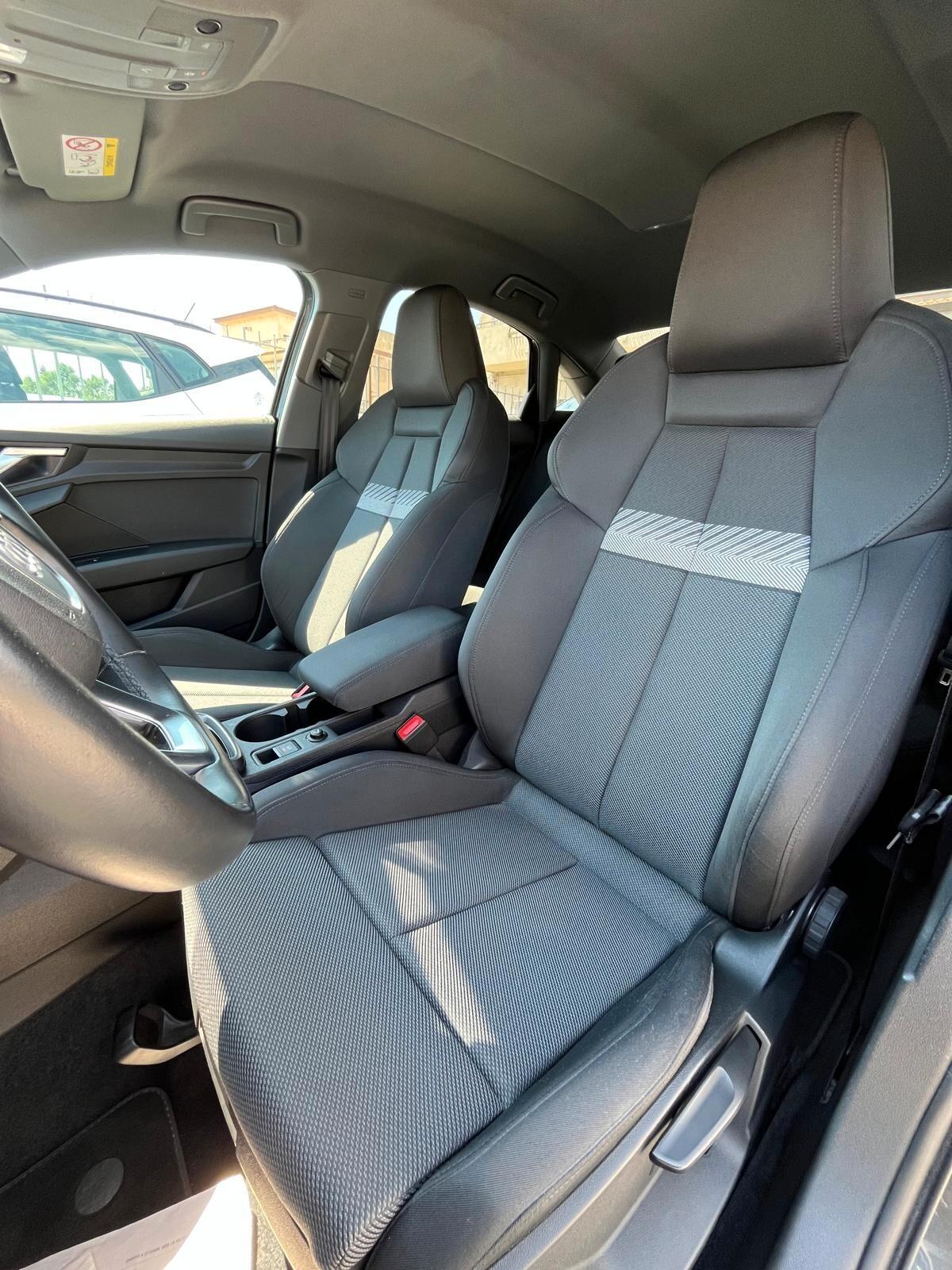 Audi A3 Sedan 35 TDI S tronic line edition