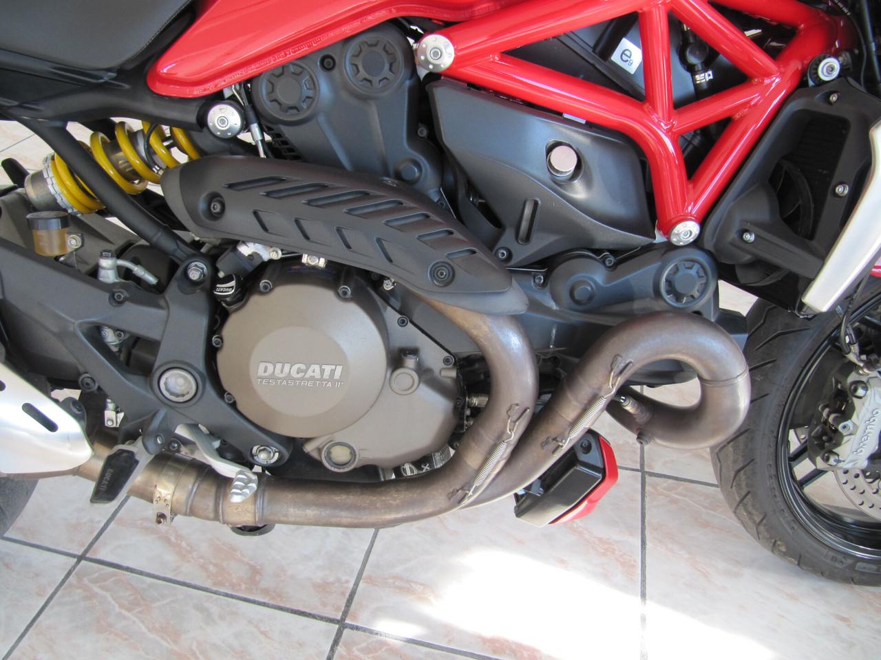 ducati monster 1200