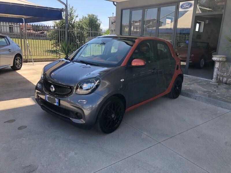 Smart ForFour 1.0 71cv anno 2015