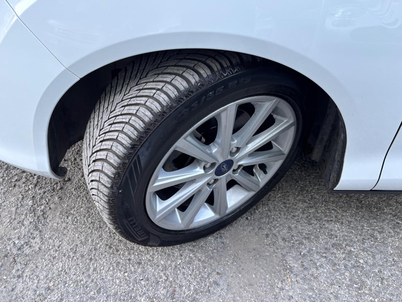 Ford B-Max 1.0 benzina 100 CV Titanium OK NEOPATENTATI