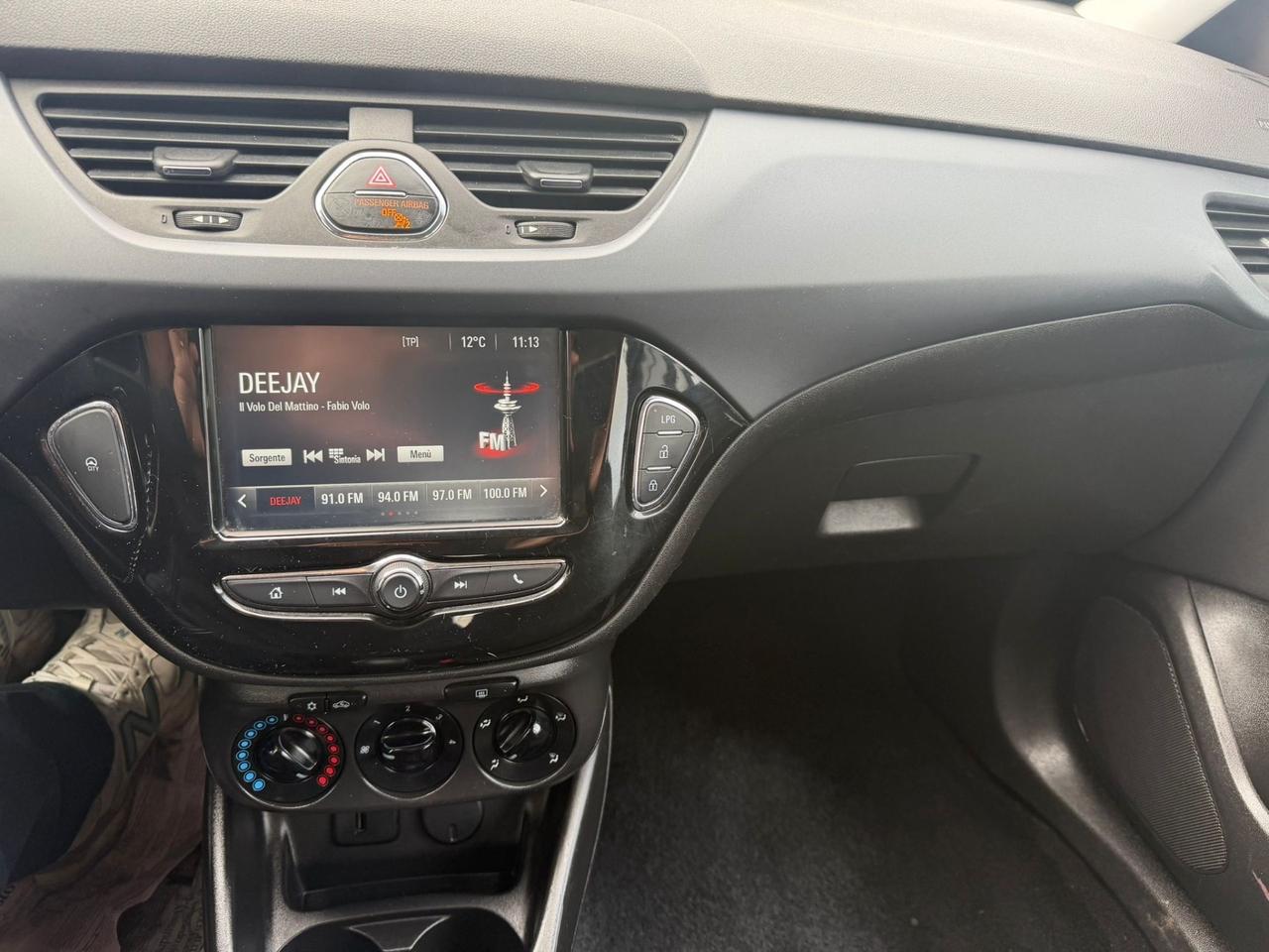 Opel Corsa 1.4 90CV GPL Tech 5 porte Innovation