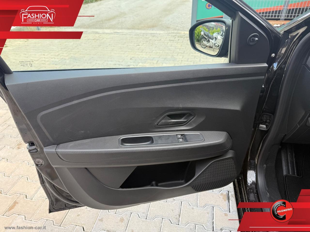 DACIA Sandero Stepway 1.0 TCe ECO-G Essential