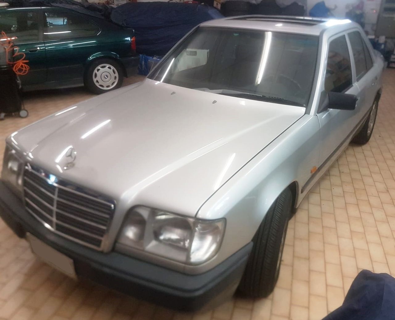 Mercedes-benz E 200 200 E W124