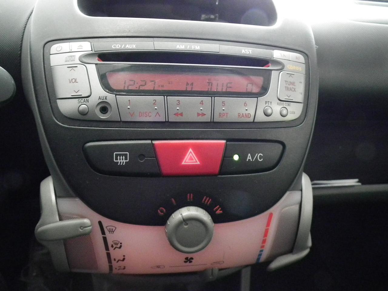 Citroen C1 1.0 BZ KM 94.000 ! CLIMA ABS ! NEOPATENTATI !