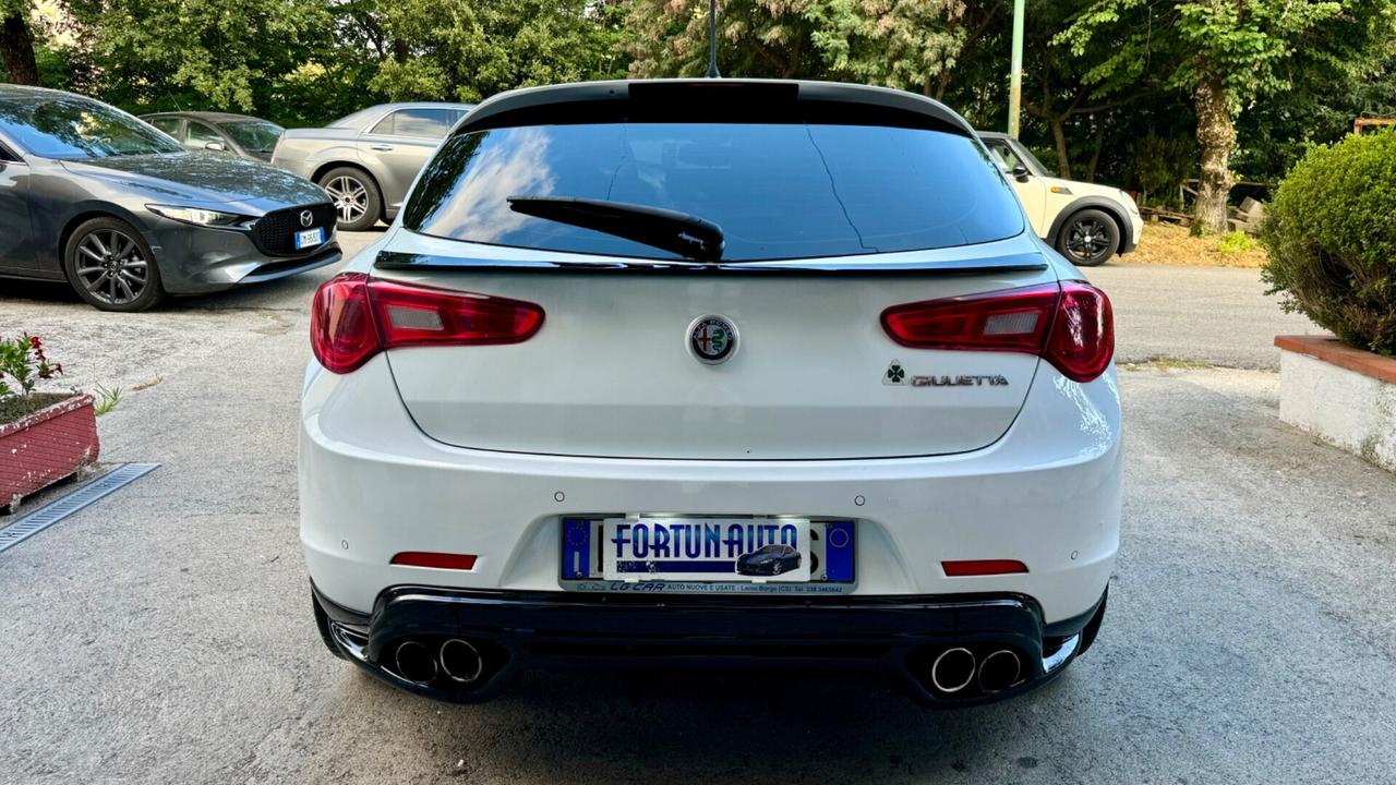 Alfa Romeo Giulietta 1750 TBi Quadrifoglio Verde