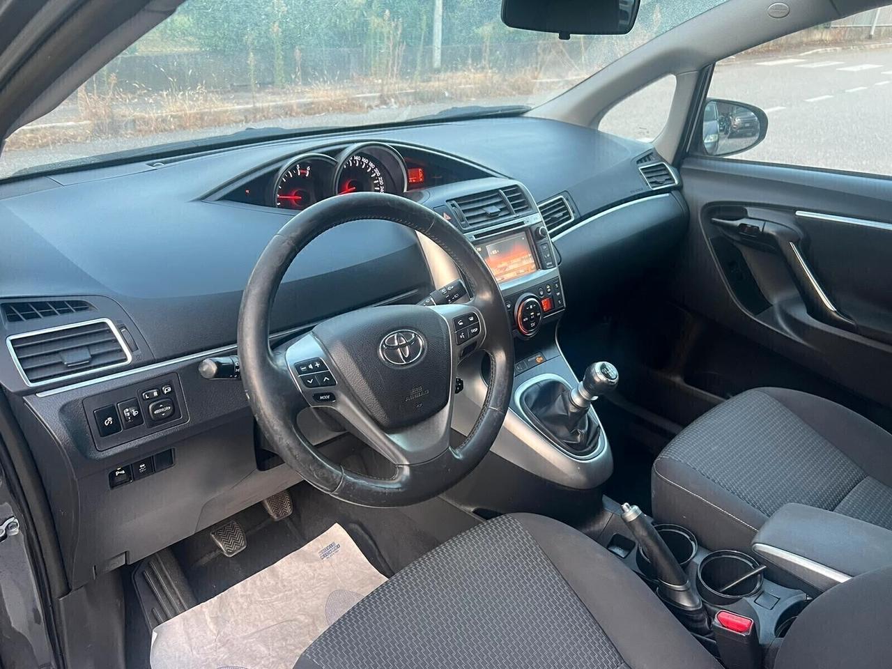 Toyota Verso 1.6 D-4D Style