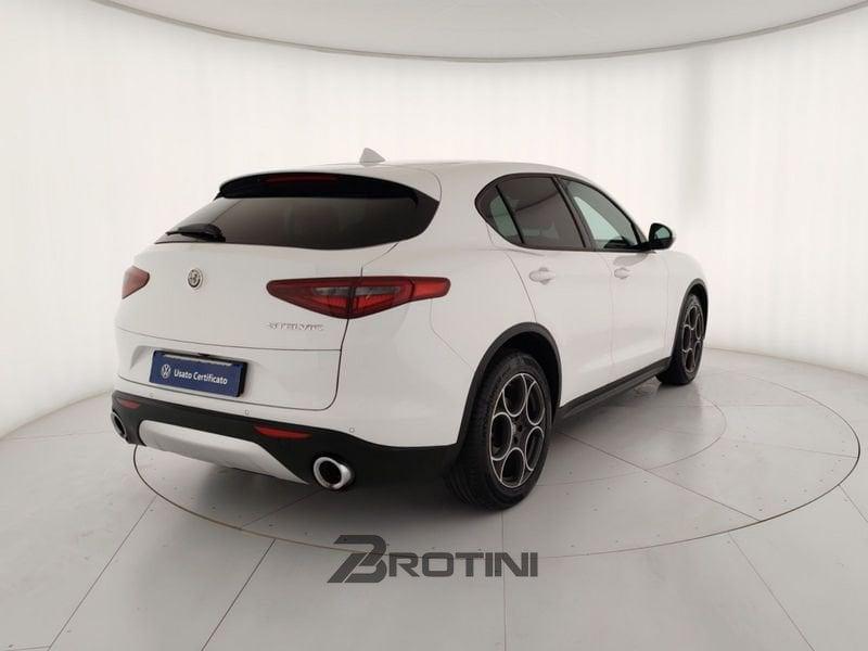 Alfa Romeo Stelvio 2.2 Turbo Diesel 160CV AT8 RWD Business