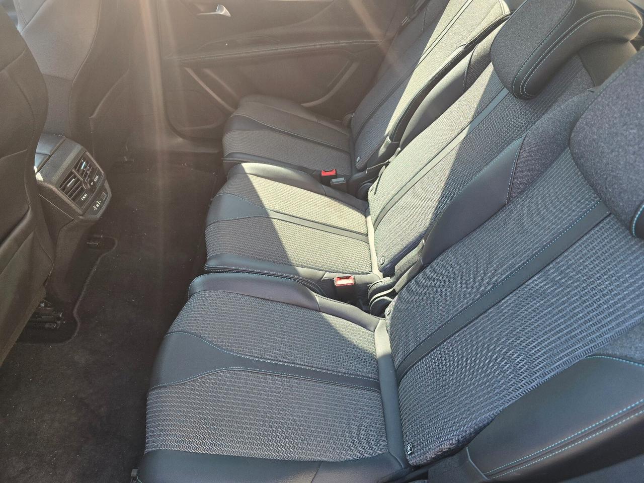 Peugeot 5008 BlueHDi 130 S&S EAT8 Allure