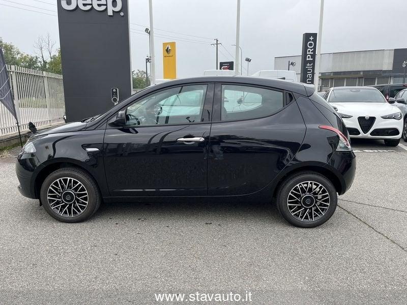 Lancia Ypsilon 1.0 FireFly 5 porte S&S Hybrid Platino + Pack Comfort