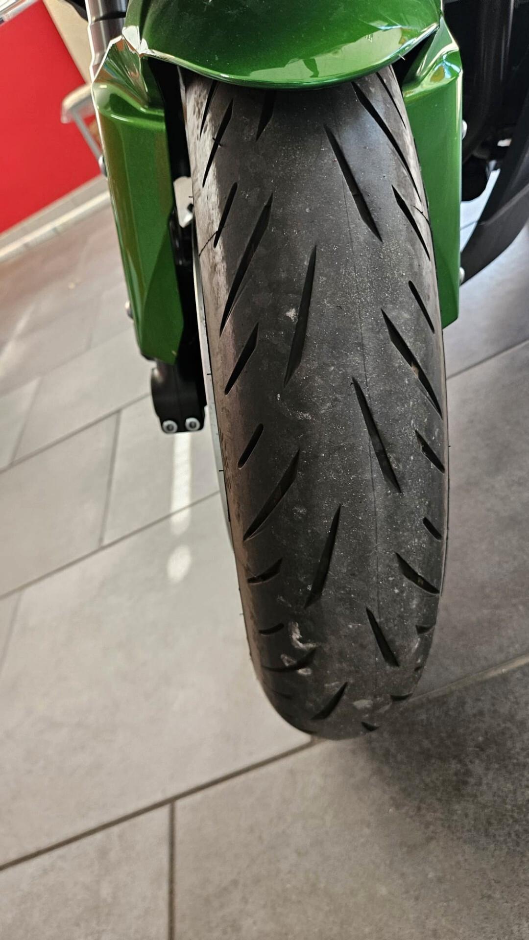 Kawasaki Ninja 1000 SX