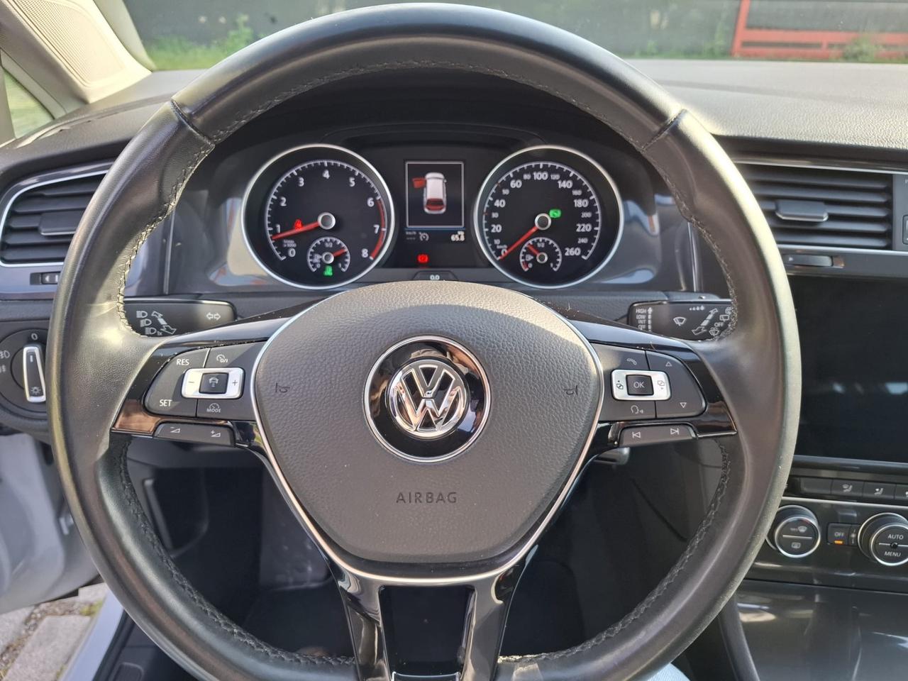 Volkswagen Golf 1.4 TGI DSG 5p. Executive BlueMotion