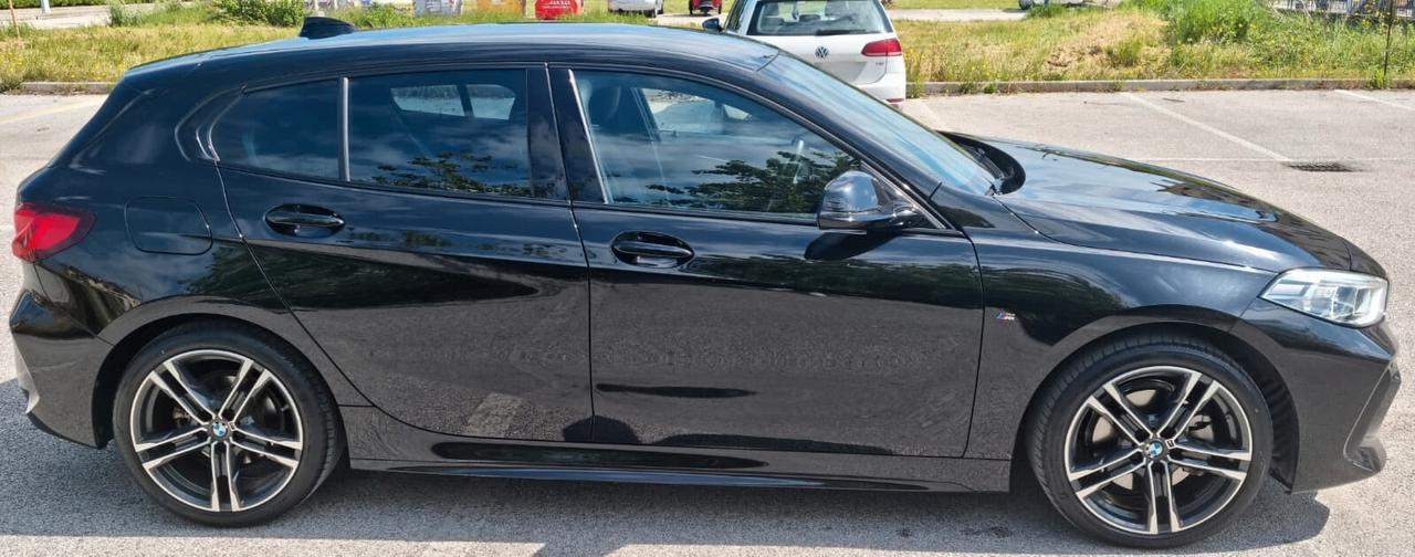 Bmw 116 116d 5p. Msport