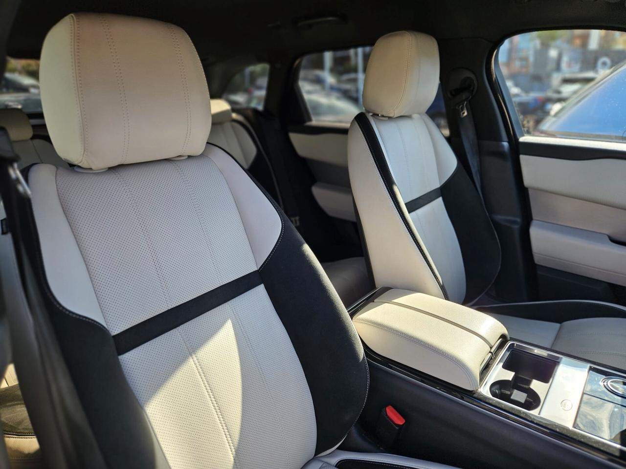 Land Rover Range Rover Velar Range Rover Velar 2.0D I4 240 CV R-Dynamic SE