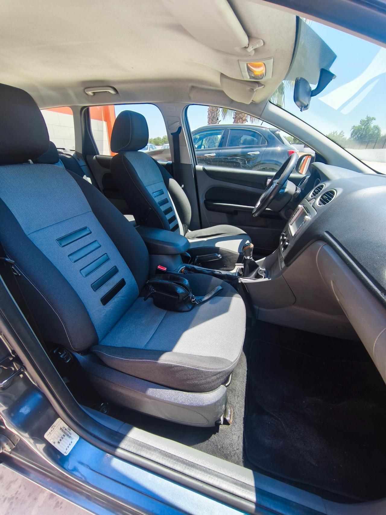 Ford Focus Focus+ 1.6 TDCi 110CV GANCIO TRAINO 2008