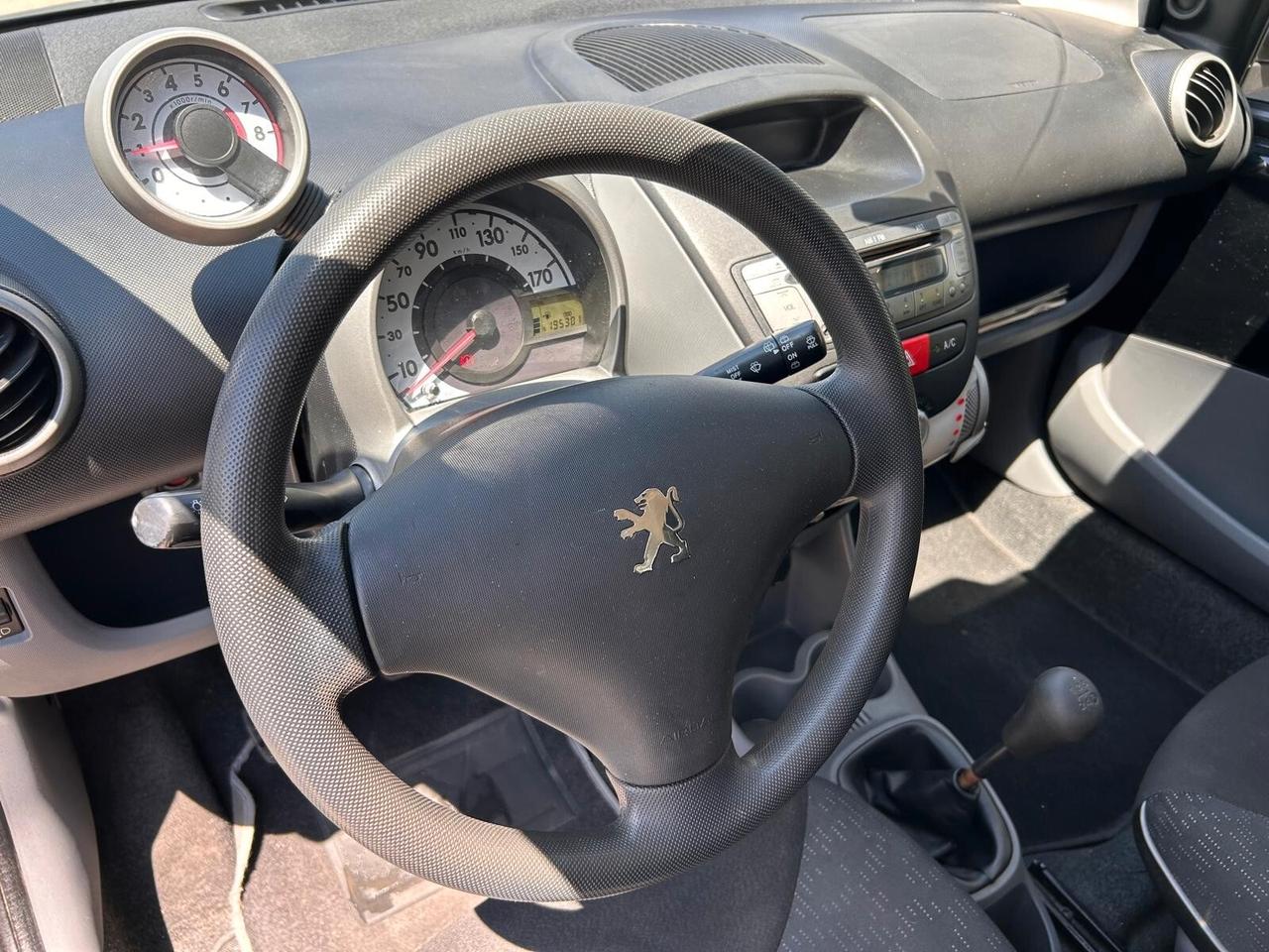 Peugeot 107 1.0 68CV 3p. Desir