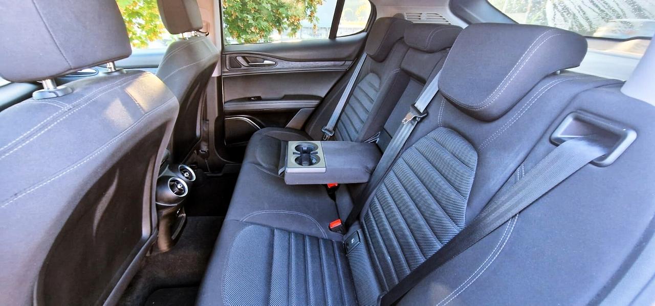 Alfa Romeo Stelvio 2.2 Turbodiesel 190 CV AT8 Q4 Executive