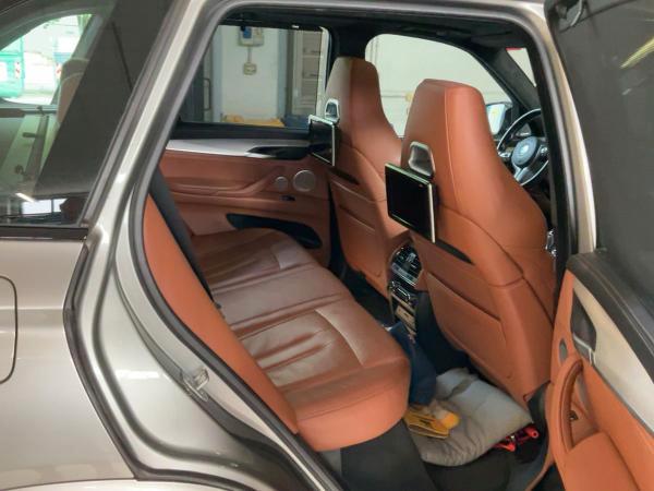 BMW X5 M 4.4 auto