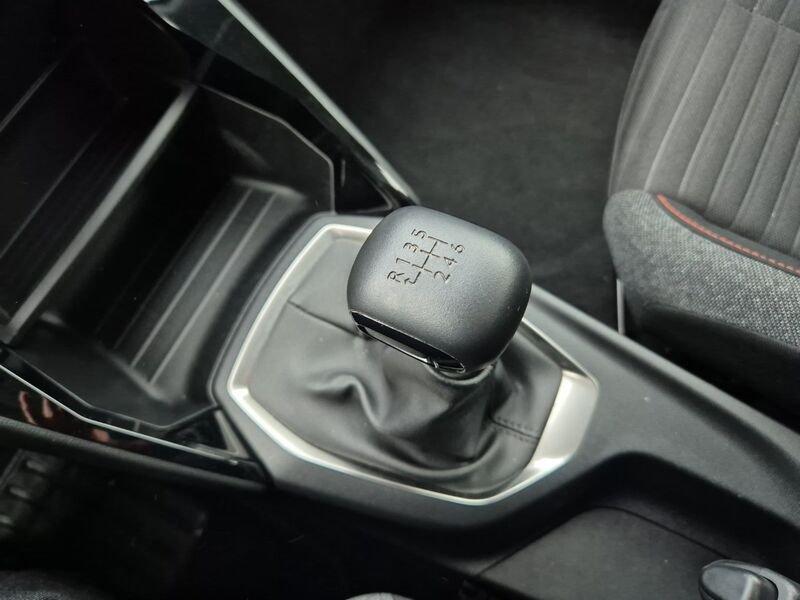 Peugeot 2008 2008 PureTech 100 S&S Active